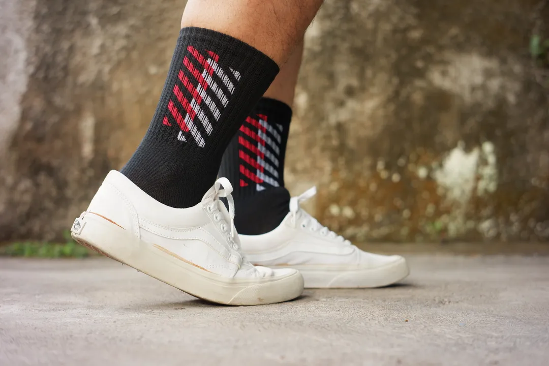 kk motif offside-red hitam