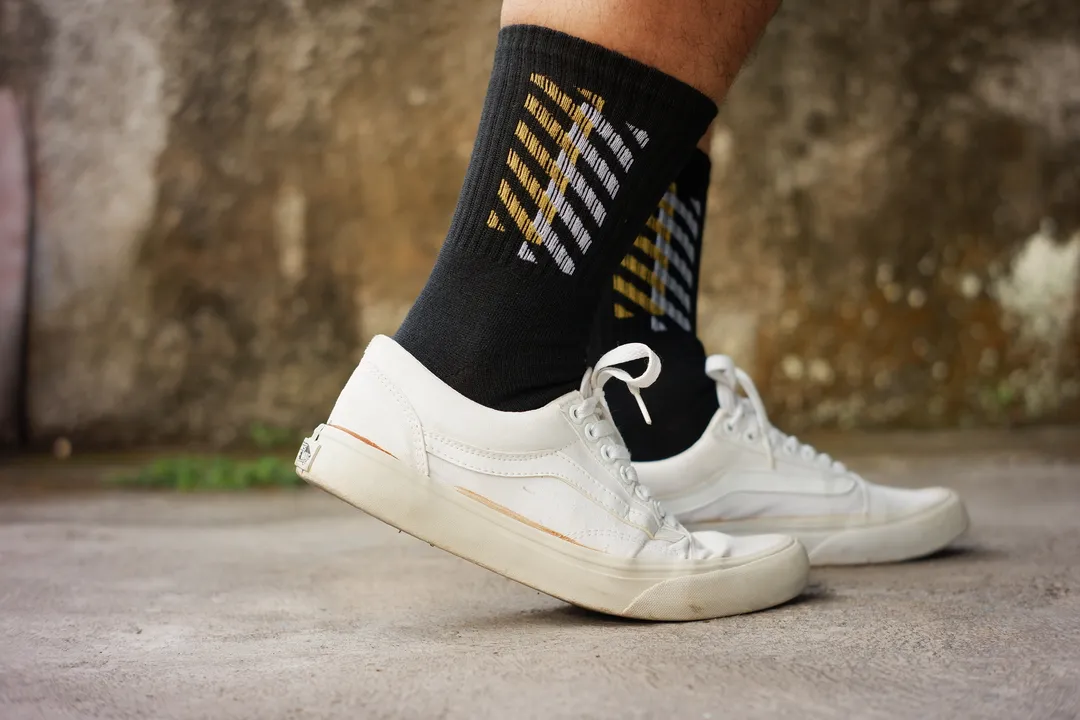 kk motif offside-yellow hitam